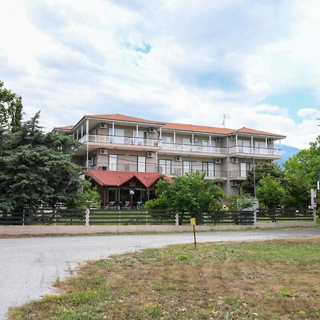 Hotel Geromichalos Paralía Skotínis 외부 사진