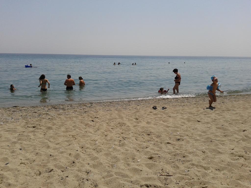Hotel Geromichalos Paralía Skotínis 외부 사진